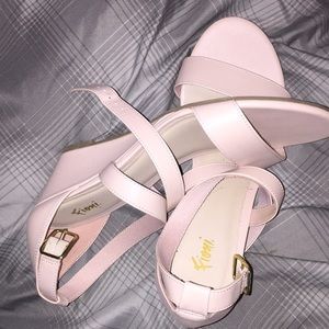 Light pink small wedge shoe.